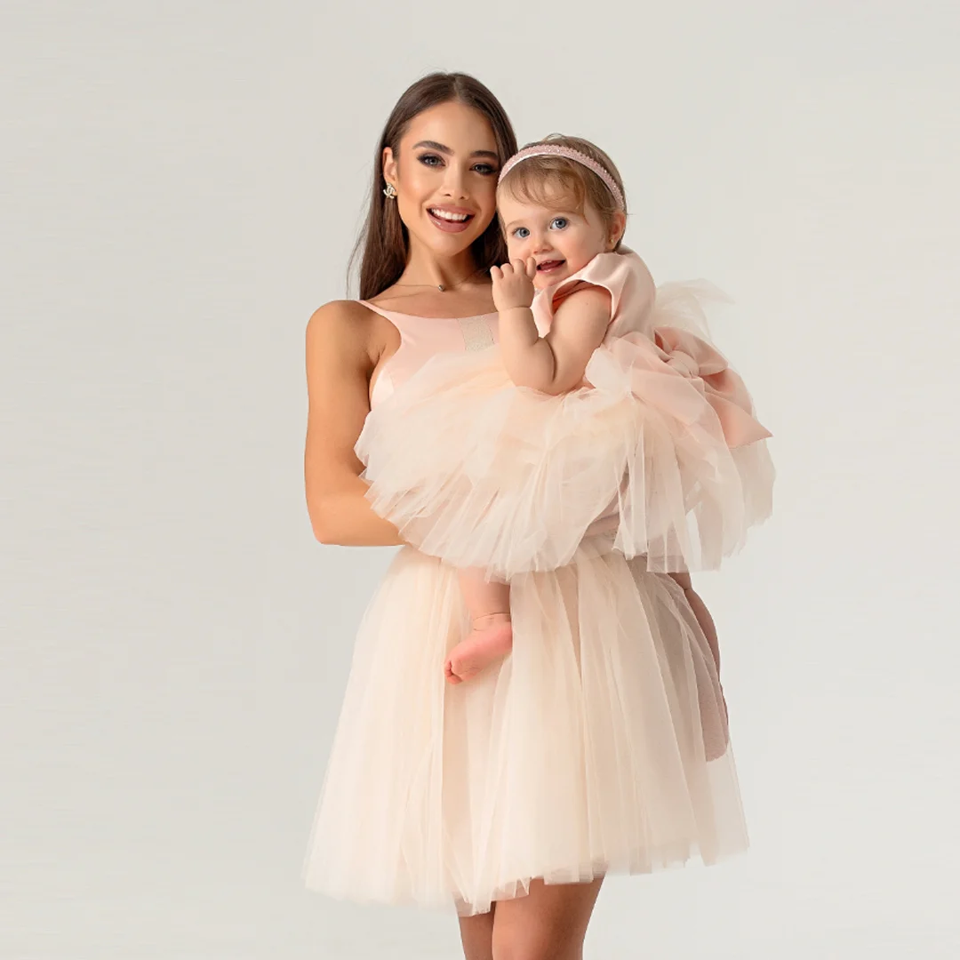 Rochie pentru bebelusi cu tul